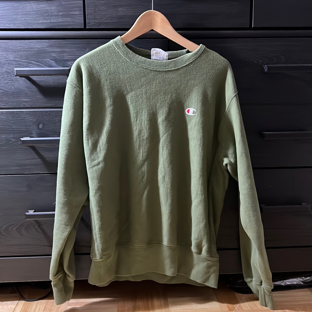NEW Champion Crew Neck M